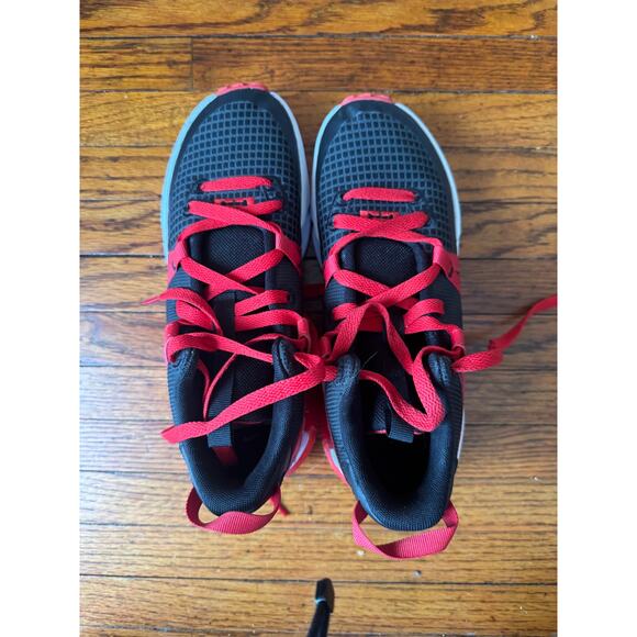 Nike LeBron Witness 7 Kids 4.5 worn twice - Picture 2 of 5